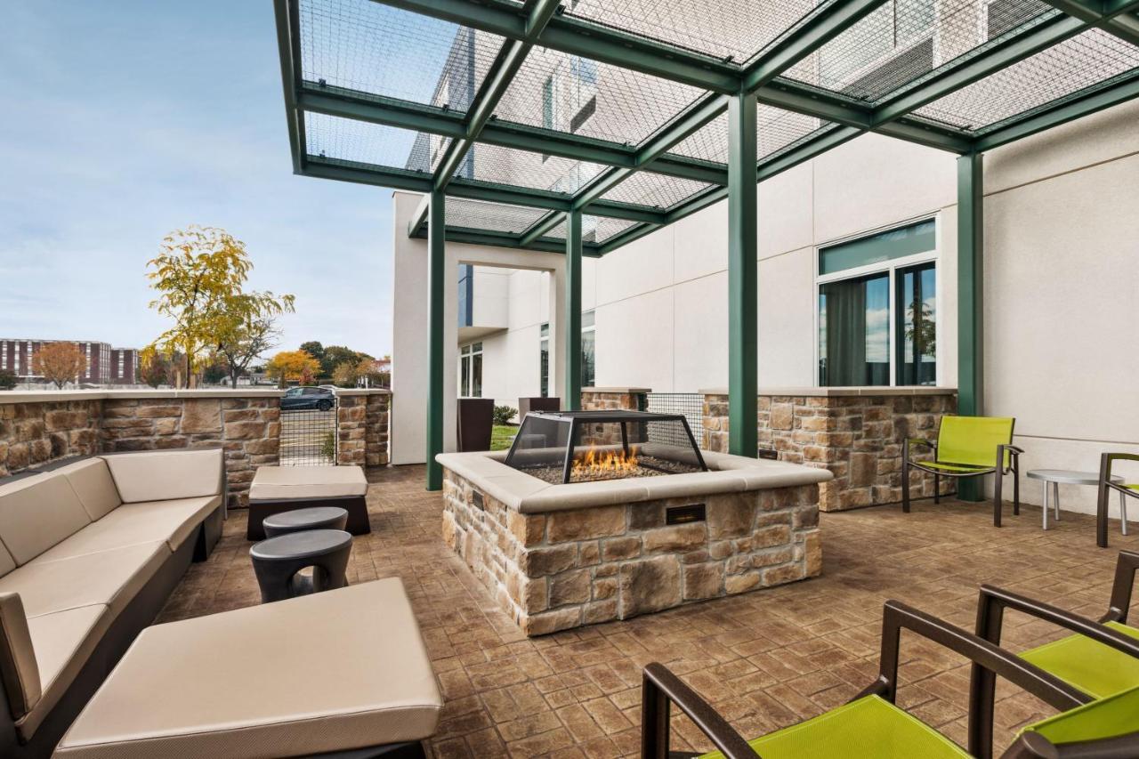 Springhill Suites By Marriott Camp Hill Экстерьер фото
