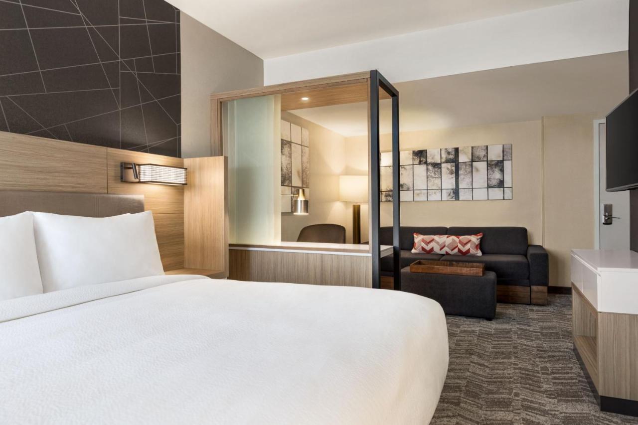 Springhill Suites By Marriott Camp Hill Экстерьер фото