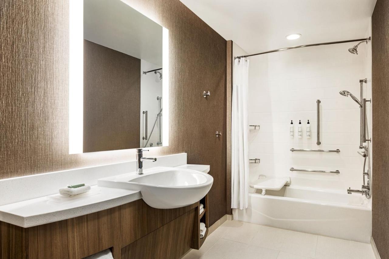 Springhill Suites By Marriott Camp Hill Экстерьер фото